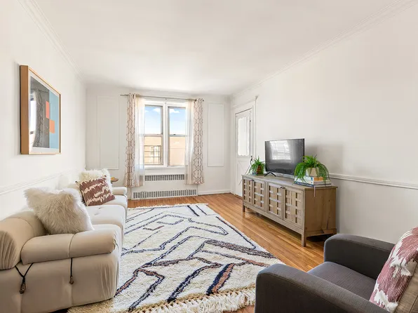 9425 Shore Road image 1 of 8