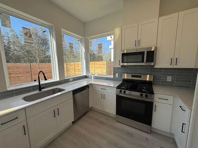 2000 Riverside Farms Rd #21101 — Photo 5
