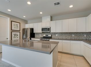 6633 Pass Catcher St, North Las Vegas, NV 89086