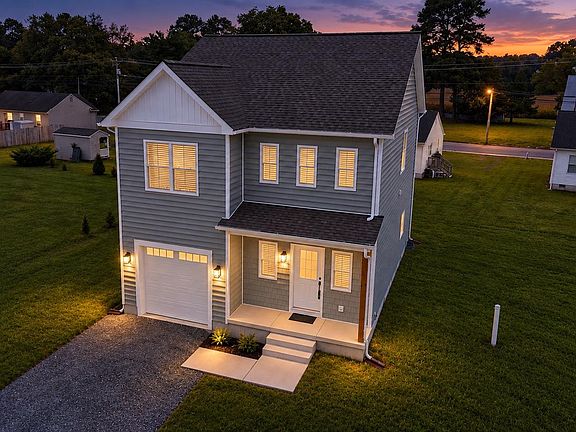 2nd image of 1402 Cedar Run
