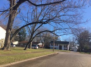 3949 Steinmetz Dr, Indianapolis, IN 46254