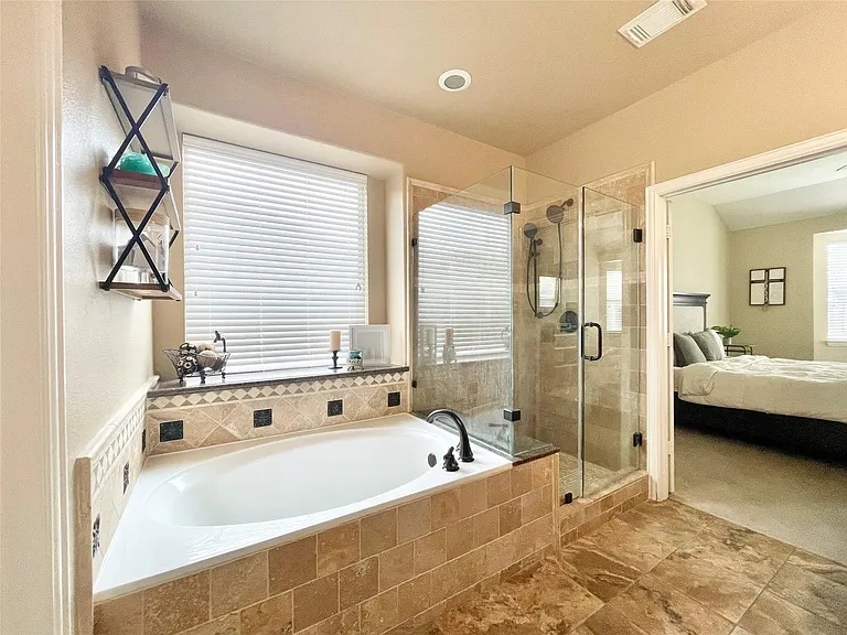 33010 Greenfield Forest Dr — Photo 24