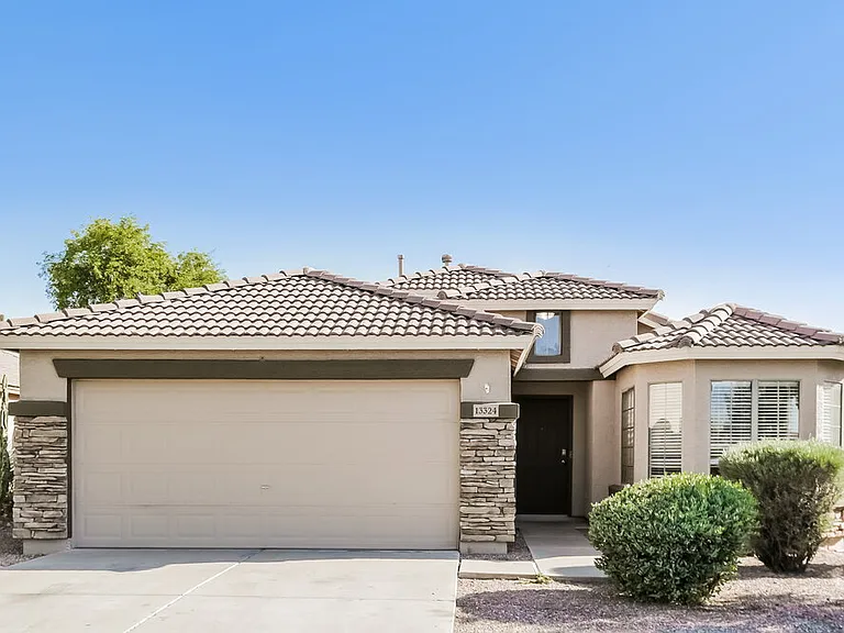 13324 W Maui Ln — Photo 1
