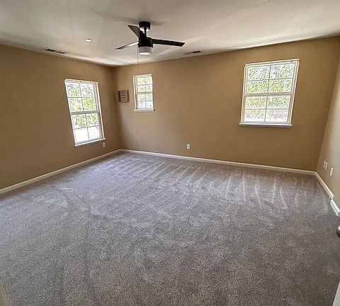 4th image of 2533 Allen Cir