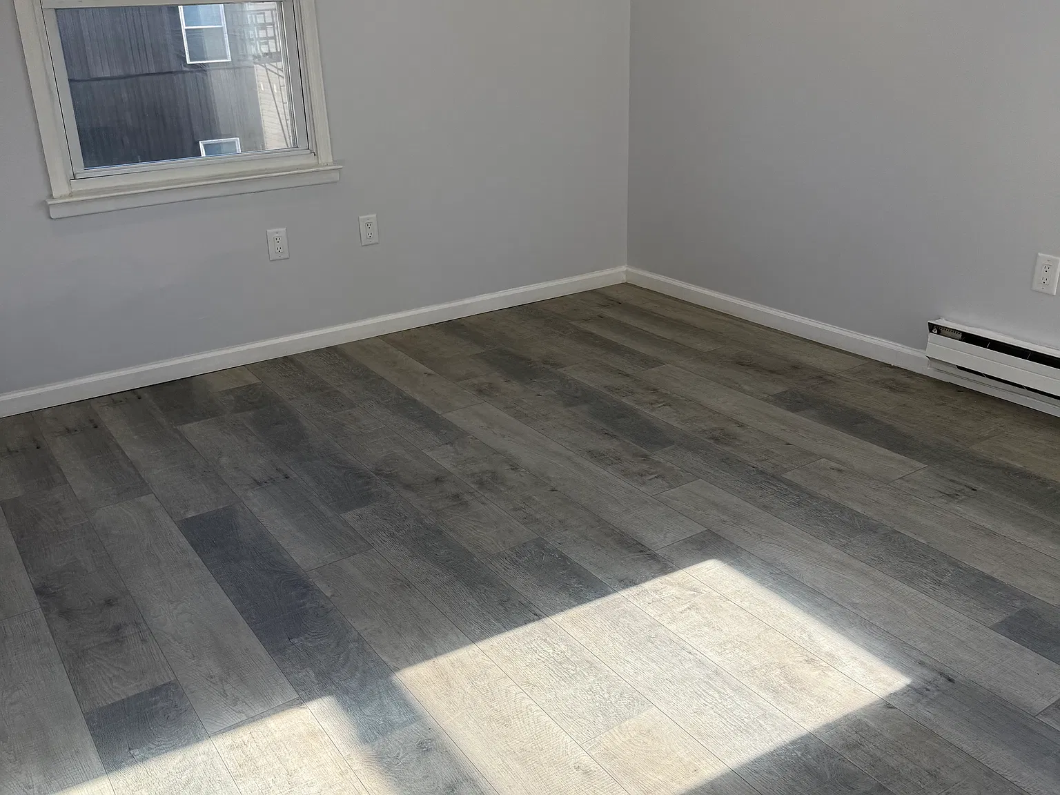 3 bed, 1.5 bath, 1480 sqft, $2,500 — Photo 4