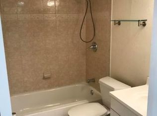 255 S Chestnut St, North Liberty, IA 52317