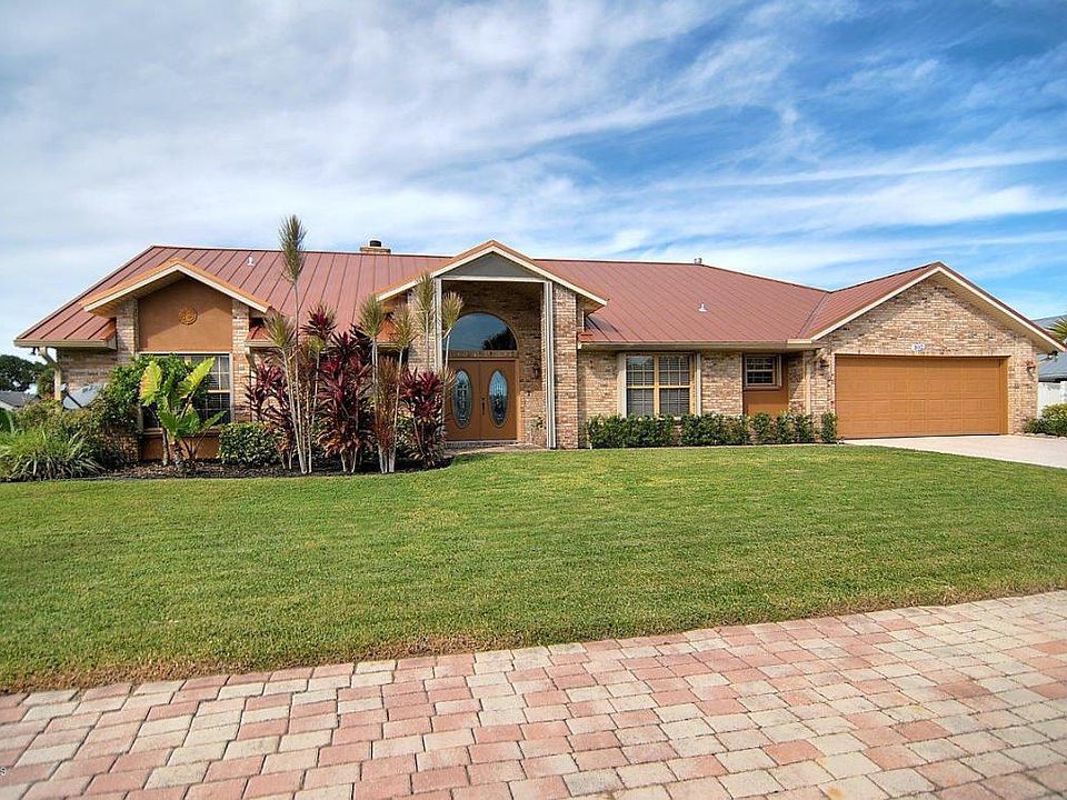 1st image of 302 Hiawatha Way
