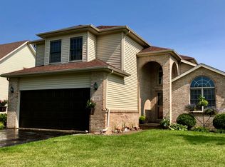 7176 Winding Brook Rd, Perrysburg, OH 43551