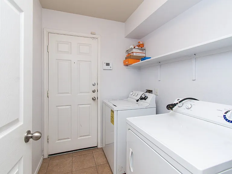 6300 Clear Brook Dr — Photo 12