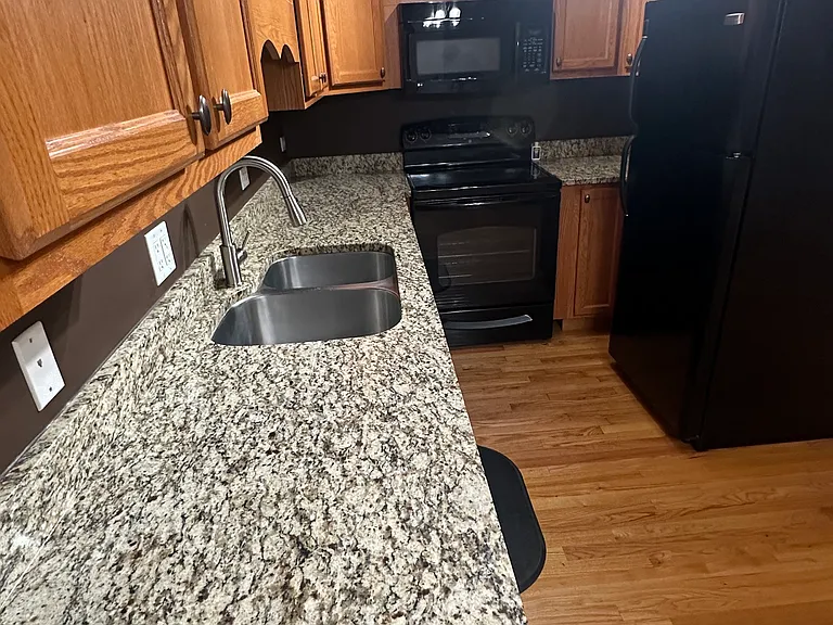 5641 Circle Dr — Photo 2