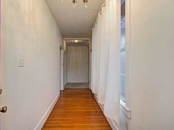 2nd image of 5419 Gulfton St Unit G