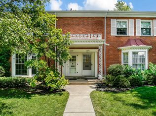 337 Greenleaf Ave UNIT B, Wilmette, IL 60091