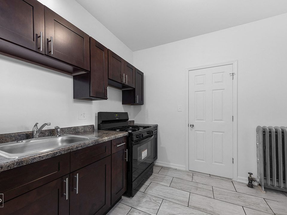 7451 South Eberhart Avenue Kitchen
