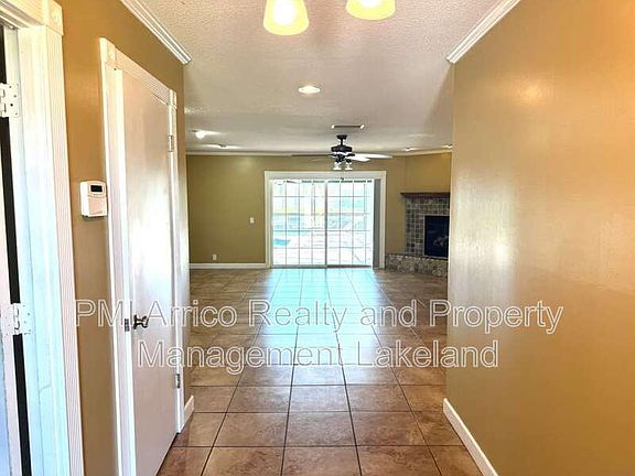 2nd image of 1653 Lagoon Pl
