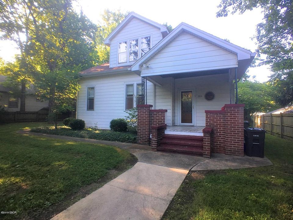 1st image of 506 W Pecan St