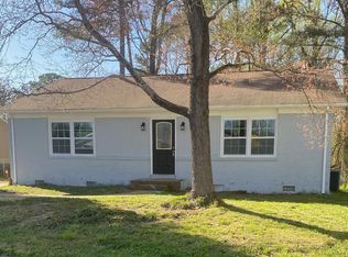 7621 Longstreet Dr, Raleigh, NC 27615