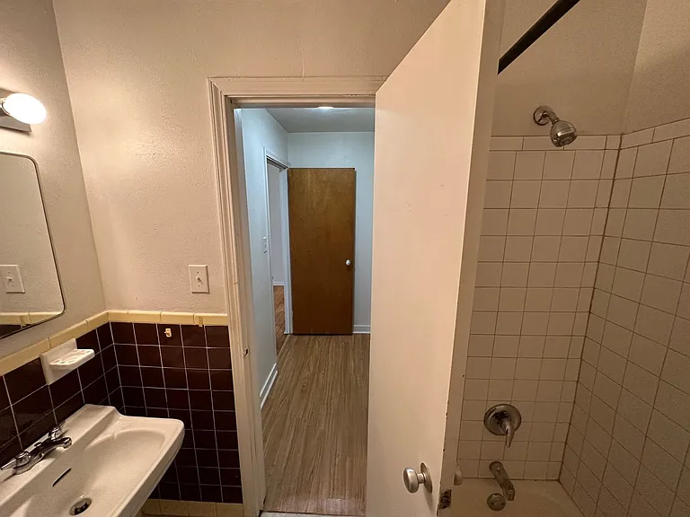 5424 Fifth Ave — Photo 84