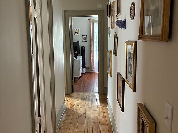 4th image of 189 Saint James Pl APT 3