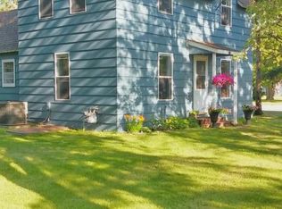 10 N Douglas Ave, Carlos, MN 56319