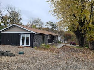 (Undisclosed Address), Weaverville, NC 28787