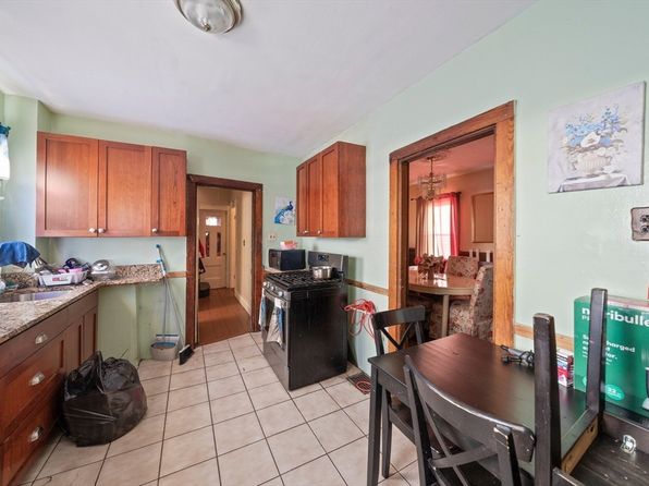 boston-massachusetts-59110492 picture