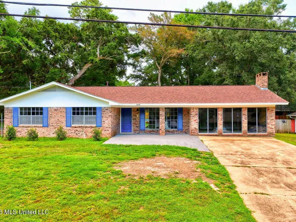 12908 Hanover Dr, Ocean Springs, MS 39564