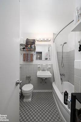 Rented by Brown Harris Stevens | media 9