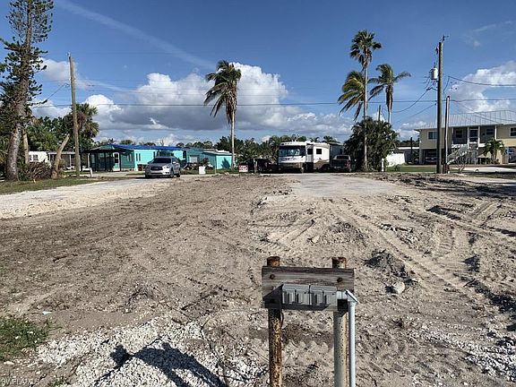 5th image of 24529 Dolphin ST