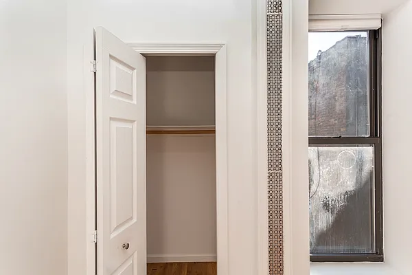 Rented by Blip LLC | media 9