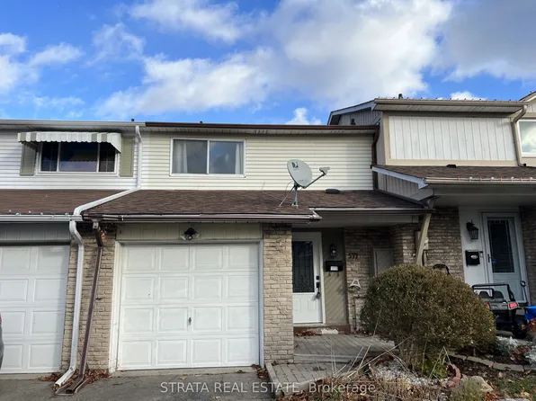 577 Dorchester Dr, Oshawa, ON L1J 6L3
