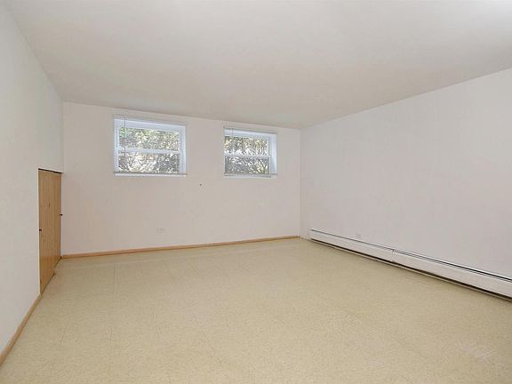 3rd image of 5712 W Higgins Ave