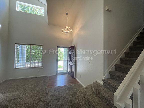 4th image of 5337 S Killarney St