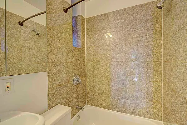 Rented by REAL New York | media 12