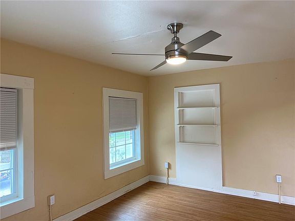 4th image of 331 W Wilson Ave Unit A
