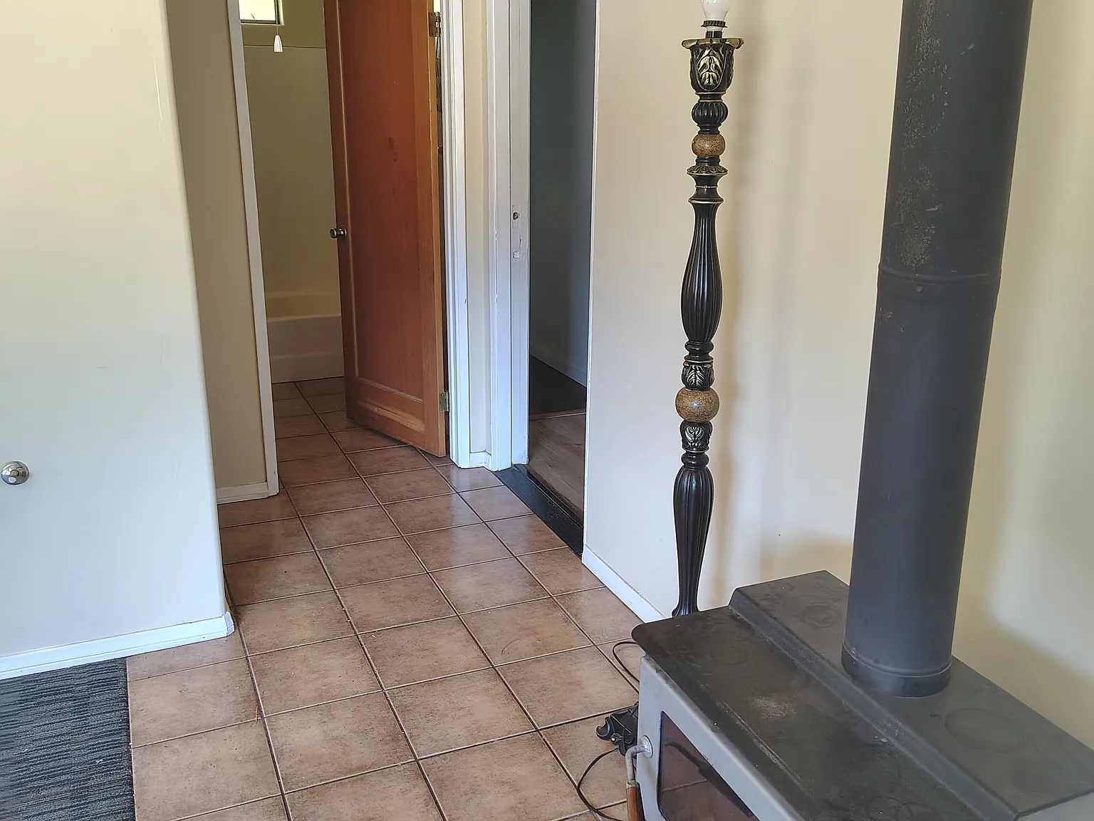 3930 Gaskill Peak Rd — Photo 4
