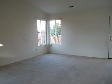 2nd image of 754 Fairmont Dr