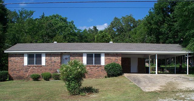 1st image of 119 Country Hill Dr