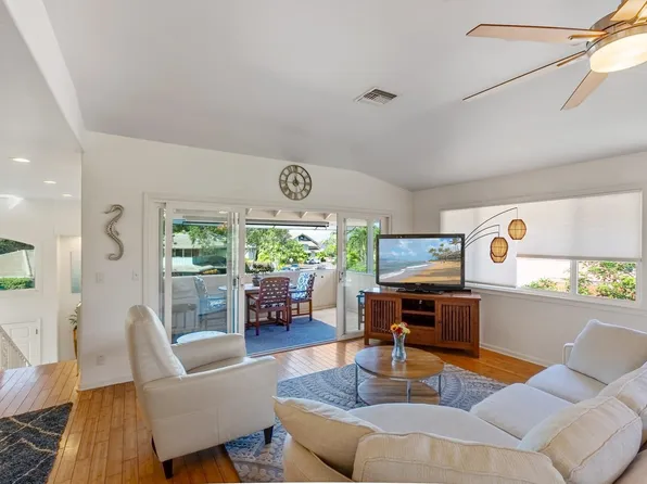 85 Kepola Pl, Lahaina, HI 96761
