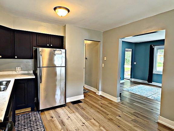 5th image of 3114 Rypens Dr NW