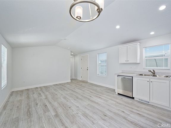 2nd image of 15252 Seneca Rd Space 13