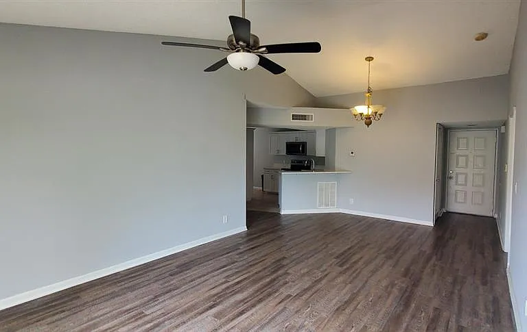 9033 Wiles Rd — Photo 6