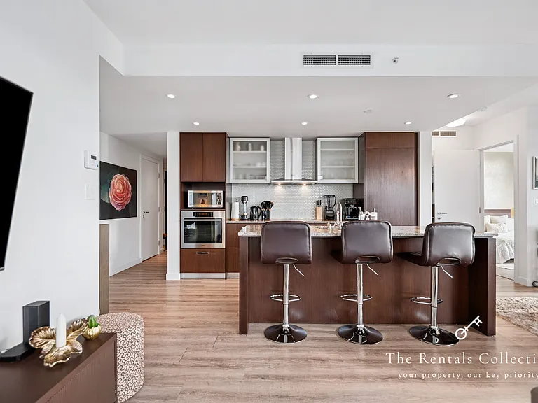 1028 Barclay St #2602 — Photo 1