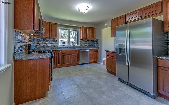 3rd image of 400 N Manchester Dr