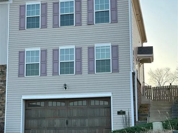 150 Vineland Parkway Dr, Vine Grove, KY 40175