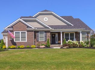 36128 W Shore Pkwy, North Ridgeville, OH 44039