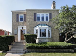 5109 Carol St, Skokie, IL 60077