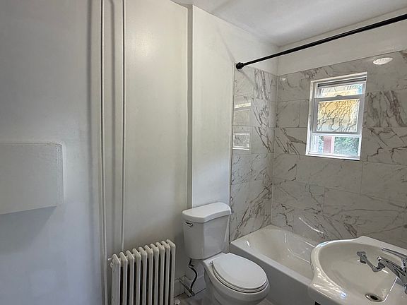 3rd image of 516 Morris Ave #1