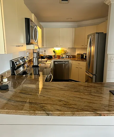 150 Wappoo Creek Dr #8 — Photo 9