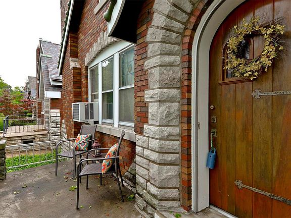 2nd image of 6146 Leona St