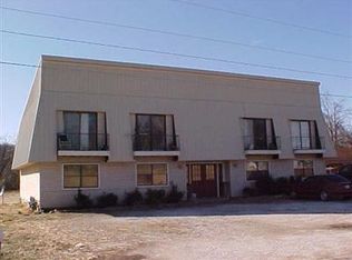 608 Compton Ave APT 2, Crane, MO 65633